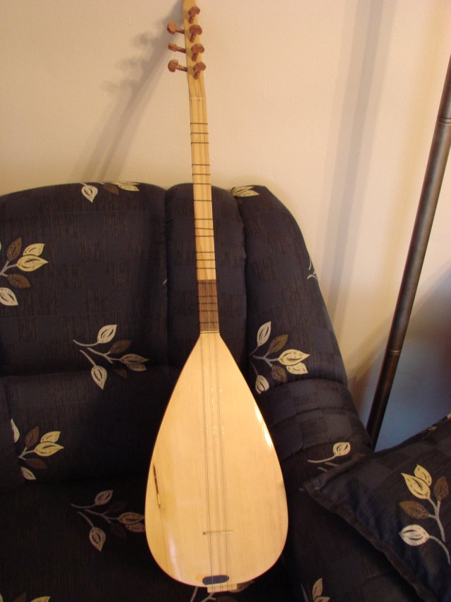 turkish saz