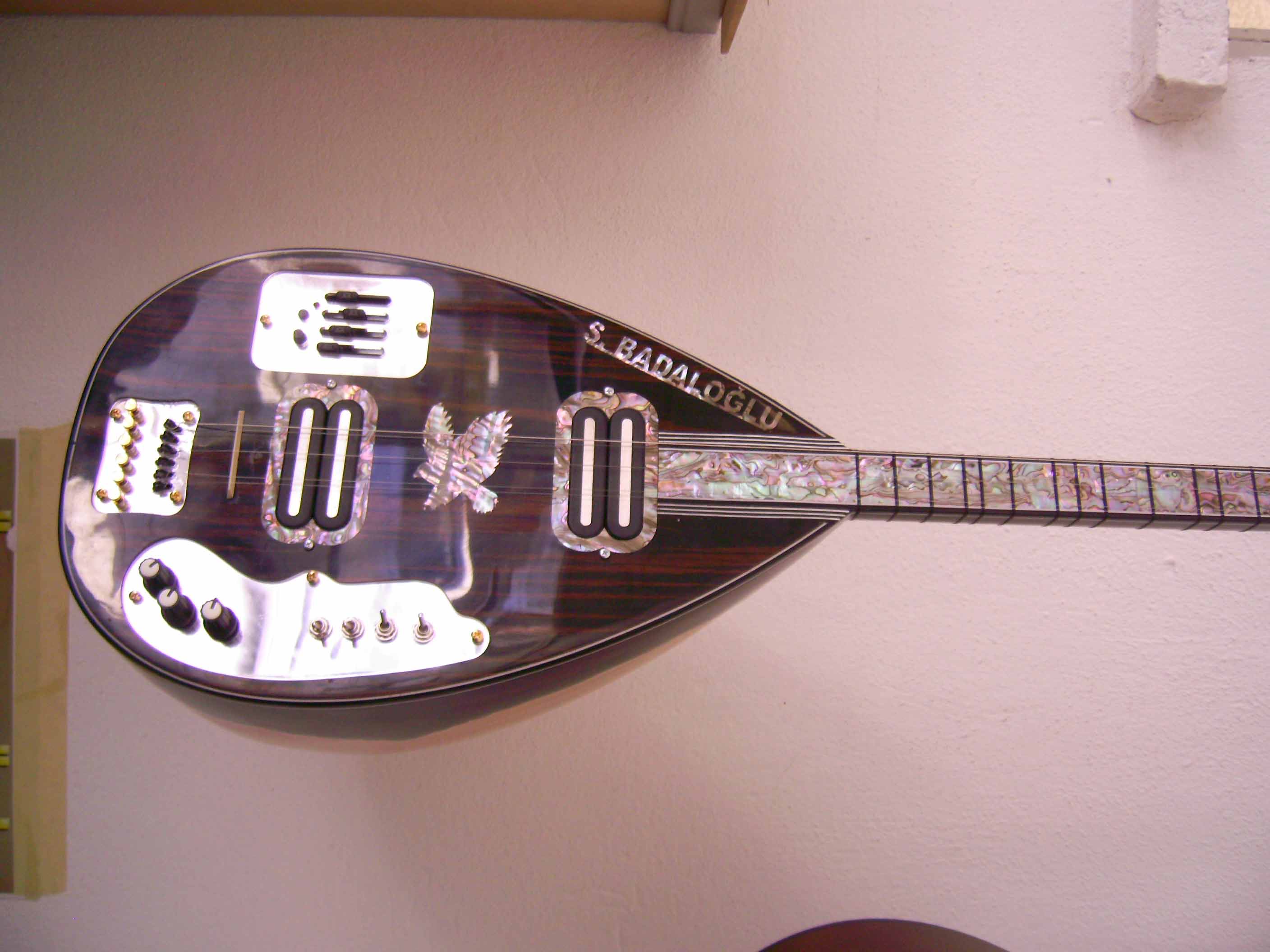 elektro saz