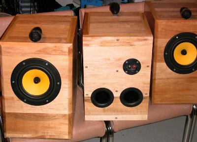 bookshelf speakers